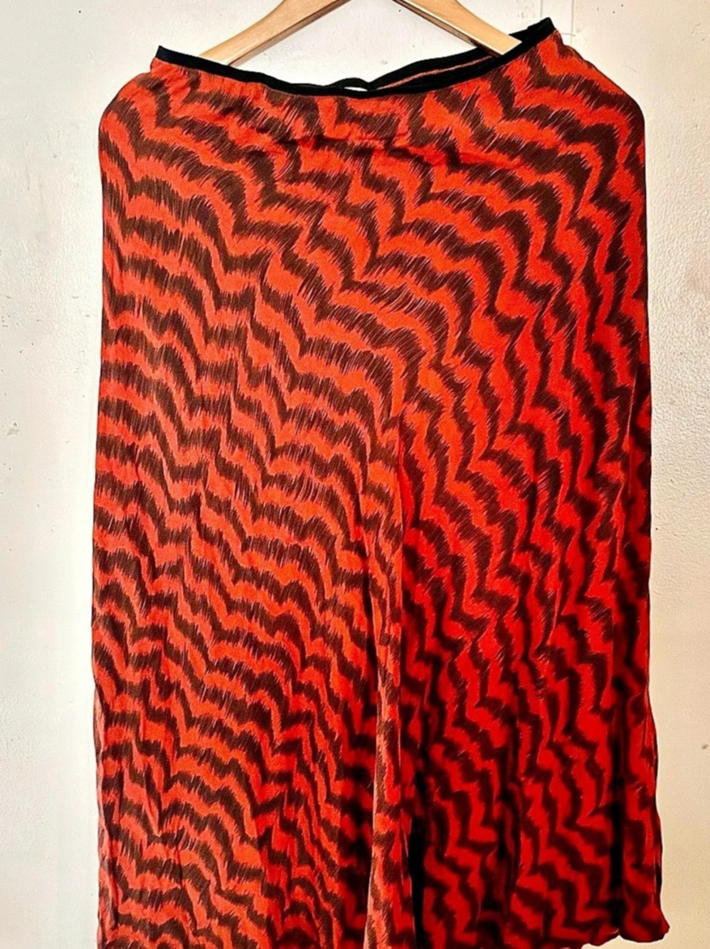 philosophy Red & Black Mini Skirt Size Small Like New